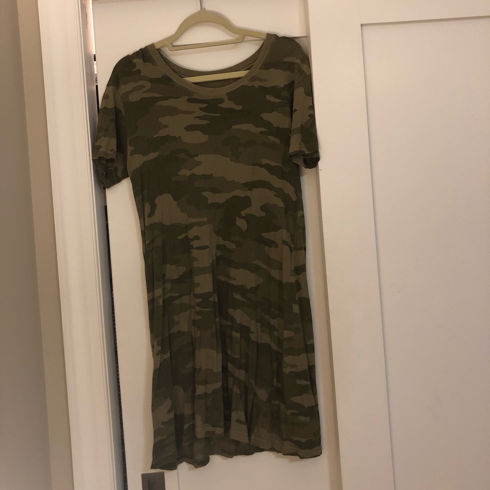 Current Elliot t-shirt dress